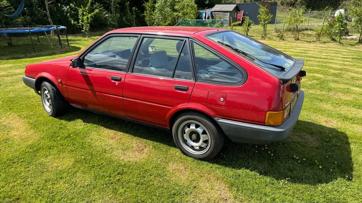 Toyota Corolla 1300 GL - Image 4