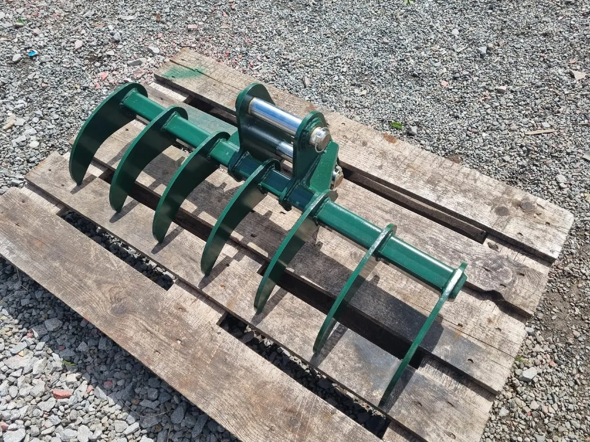 Land Racks / Digger Racks (900mm) - Image 3