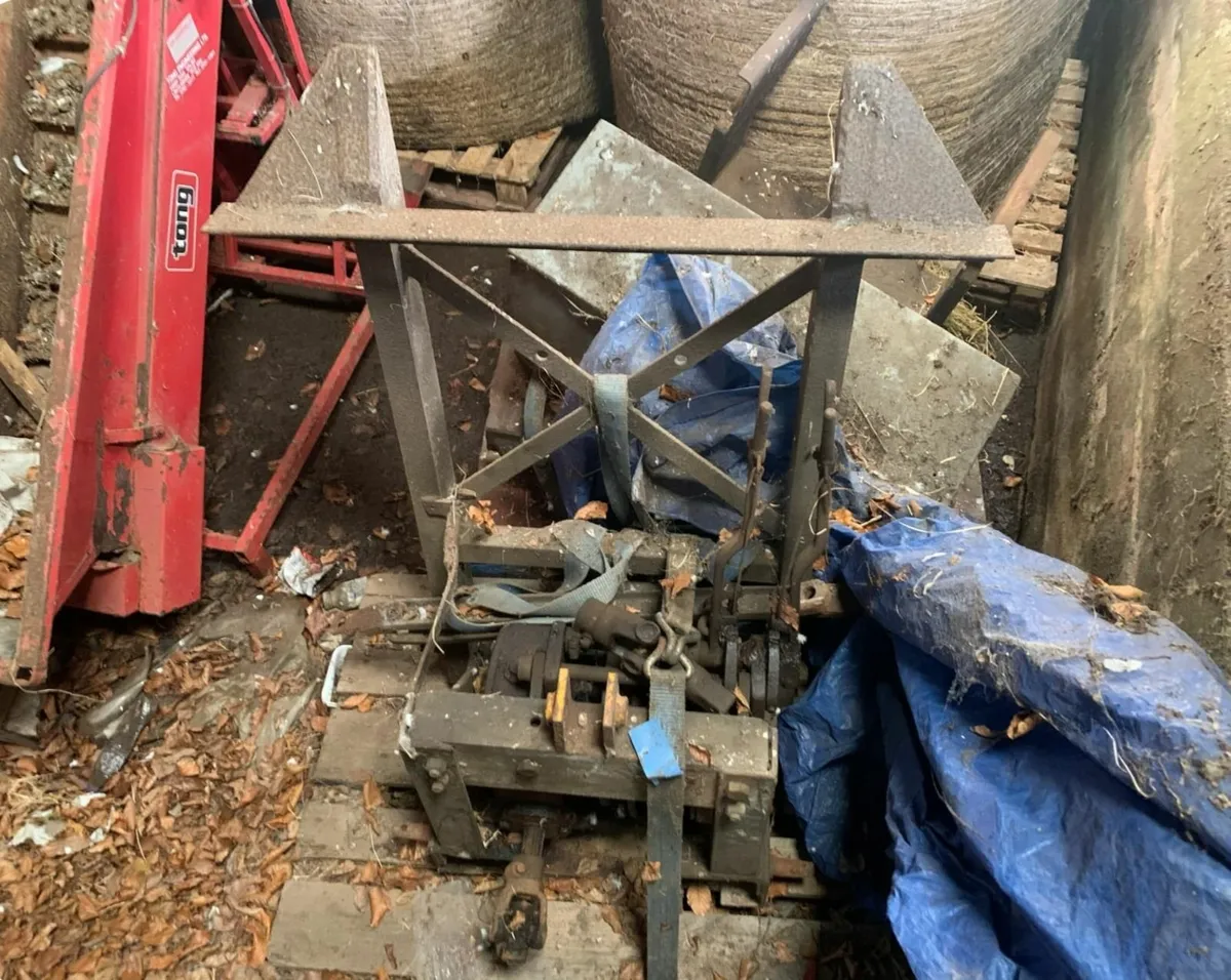 Vintage Ferguson/Hesford PTO winch - Image 1