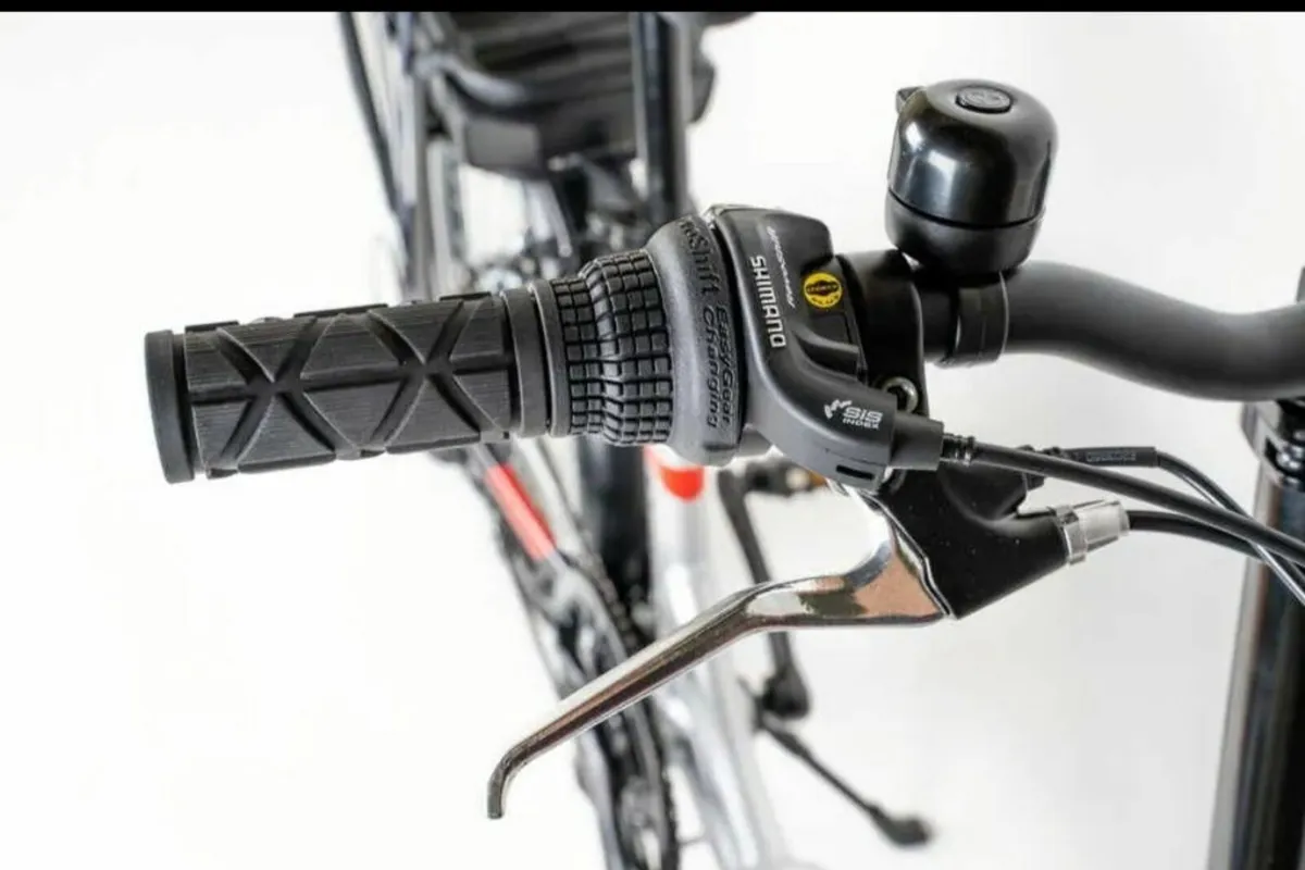 Never Used Folding Lugo Electric Bicycle - Image 3