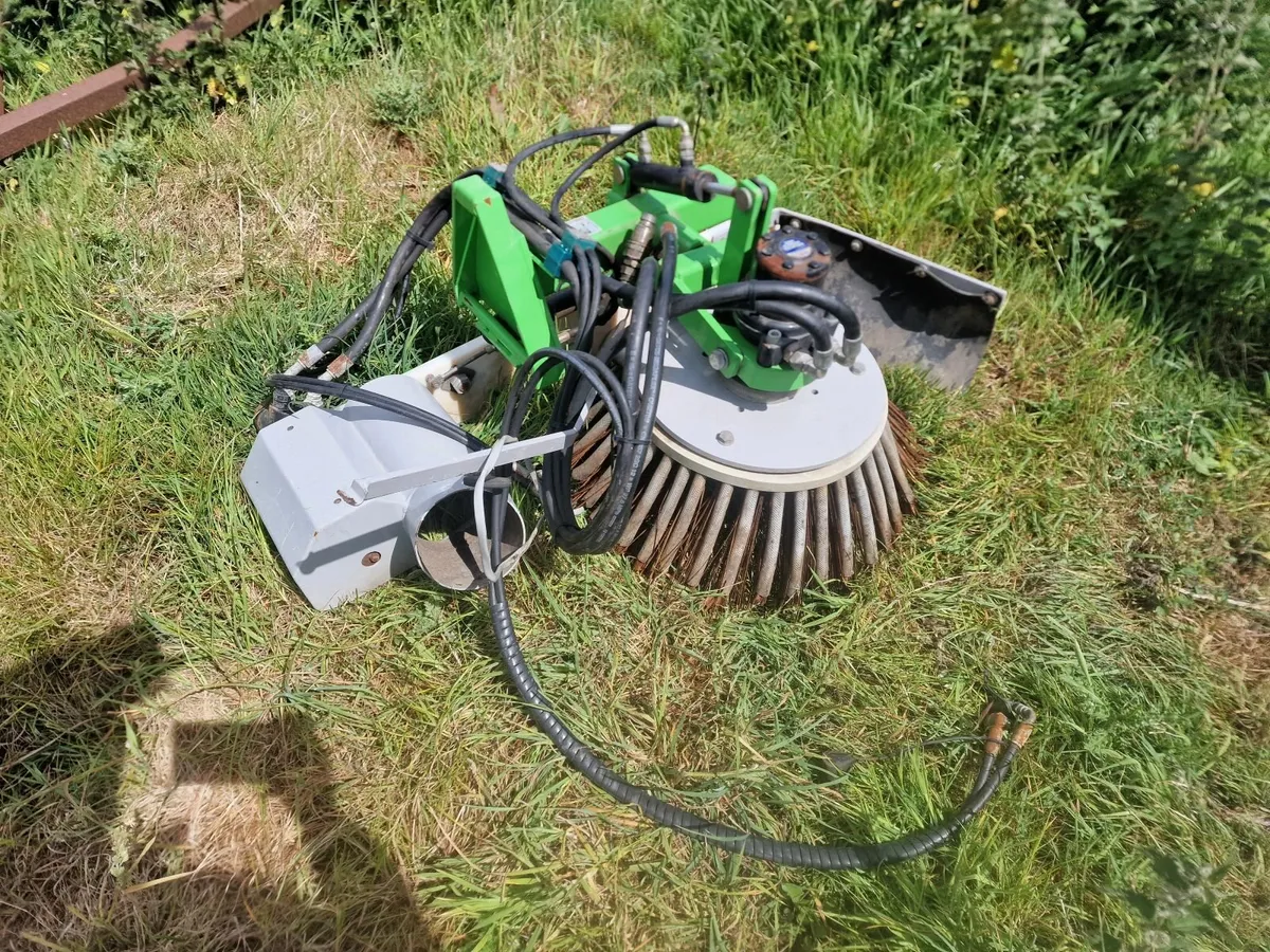 Egholm Weed Brush Sweeper Attachment - Image 2