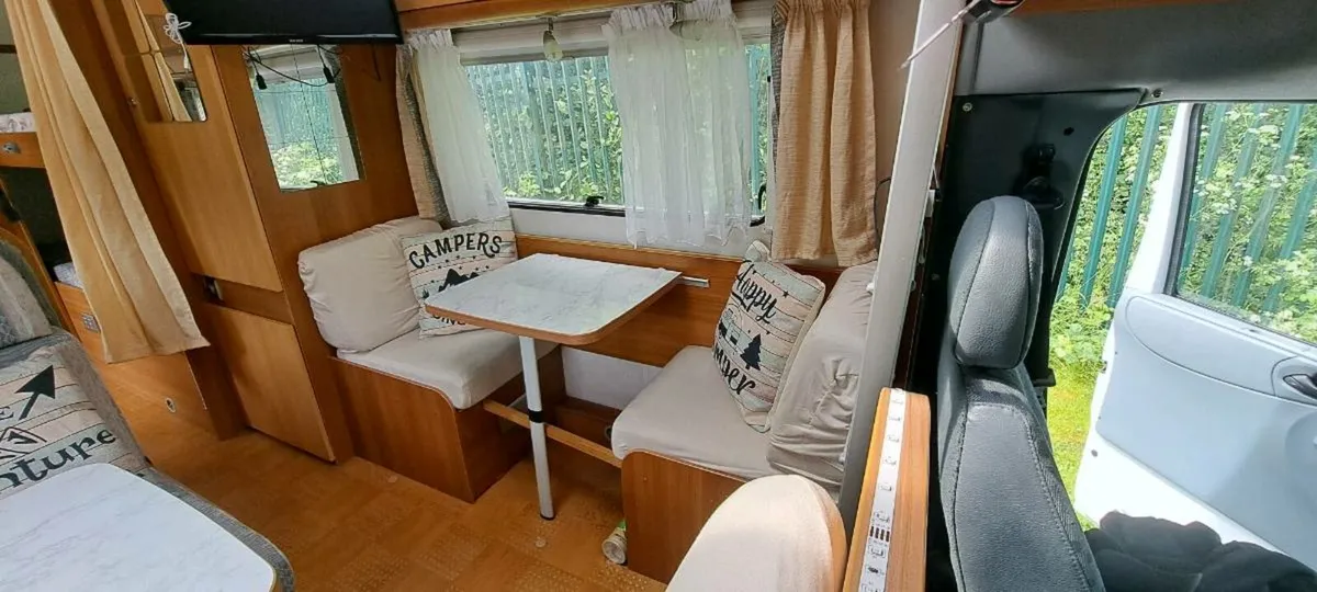 2007 7 berth campervan - Image 4