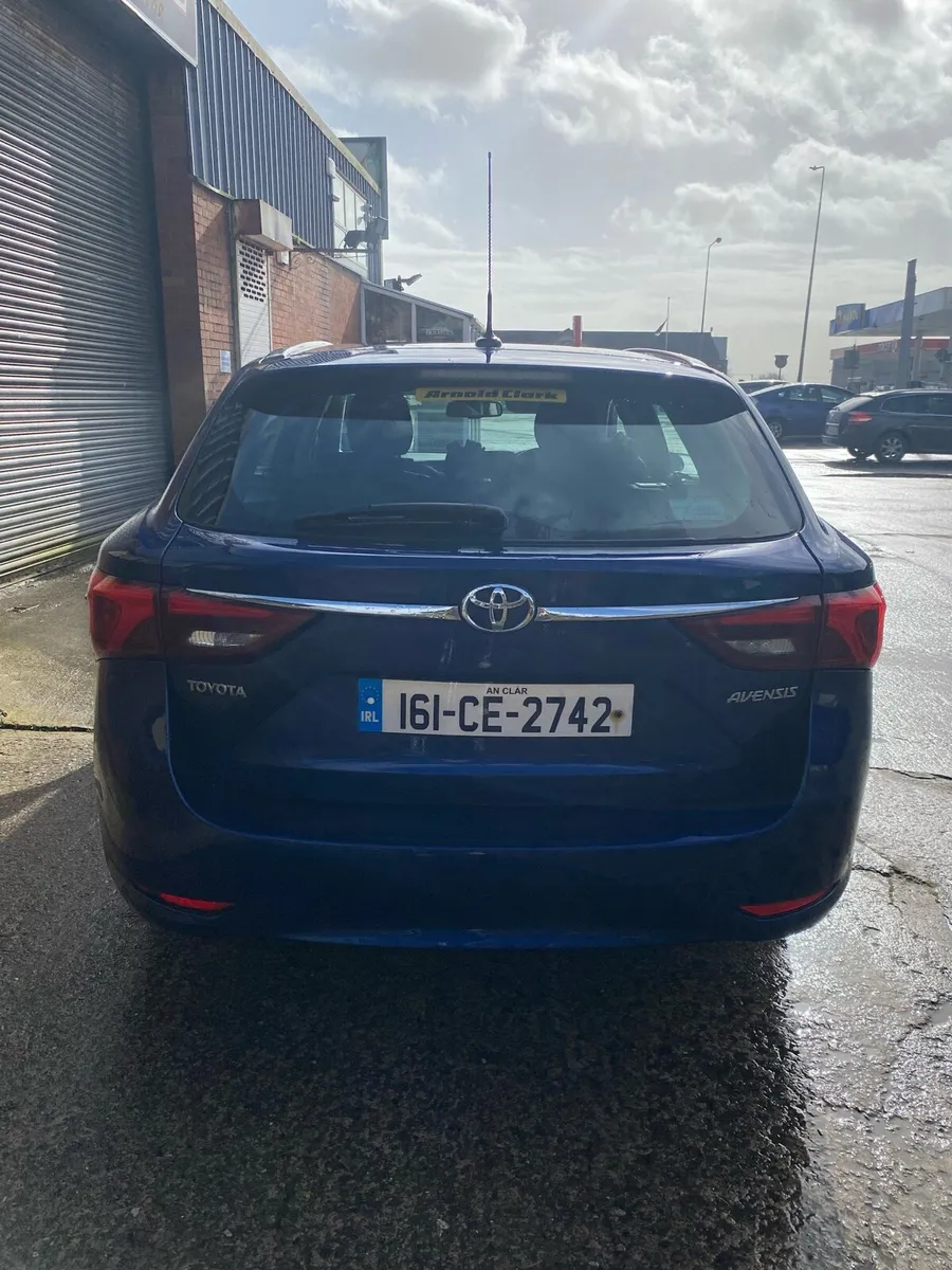 Toyota avensis - Image 1
