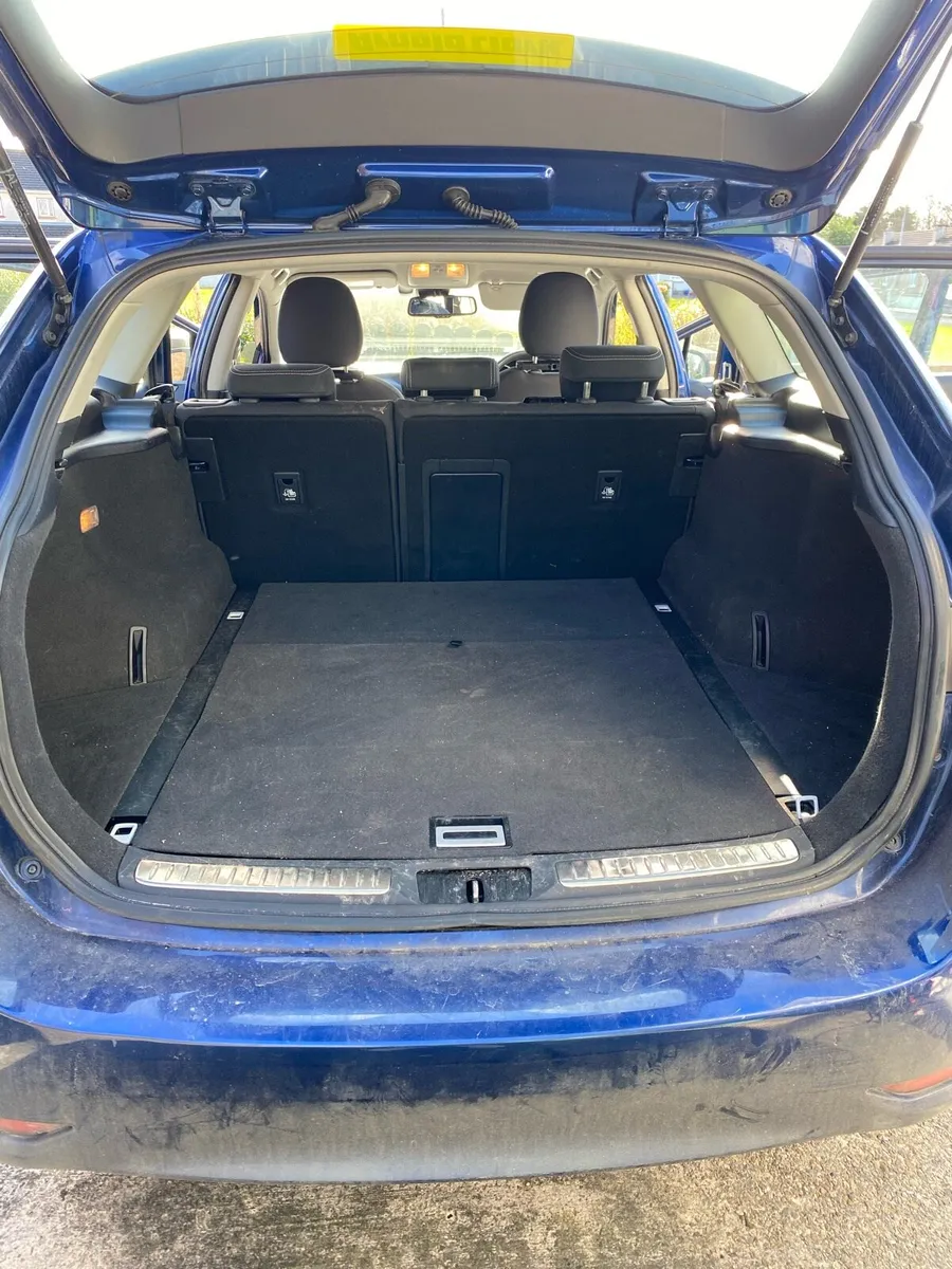 Toyota avensis - Image 4
