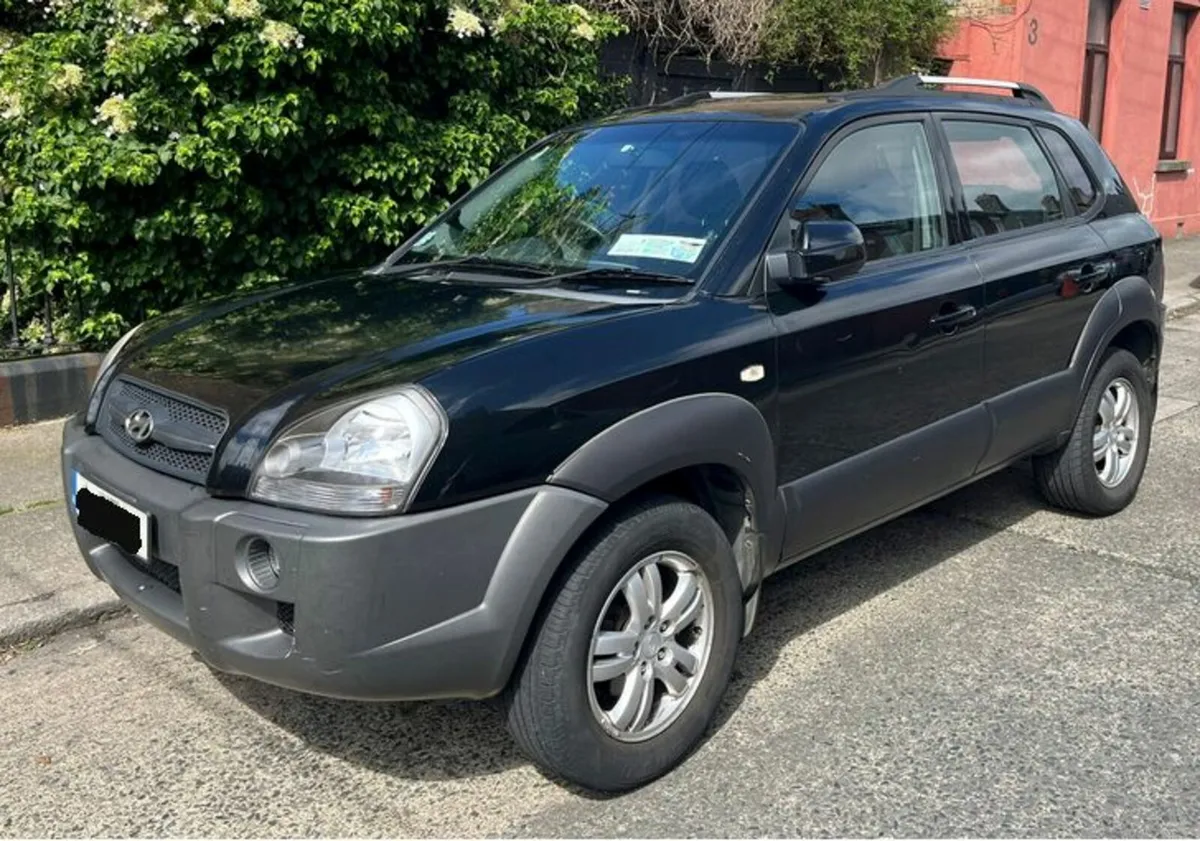 Hyundai Tucson 2006 - Image 2
