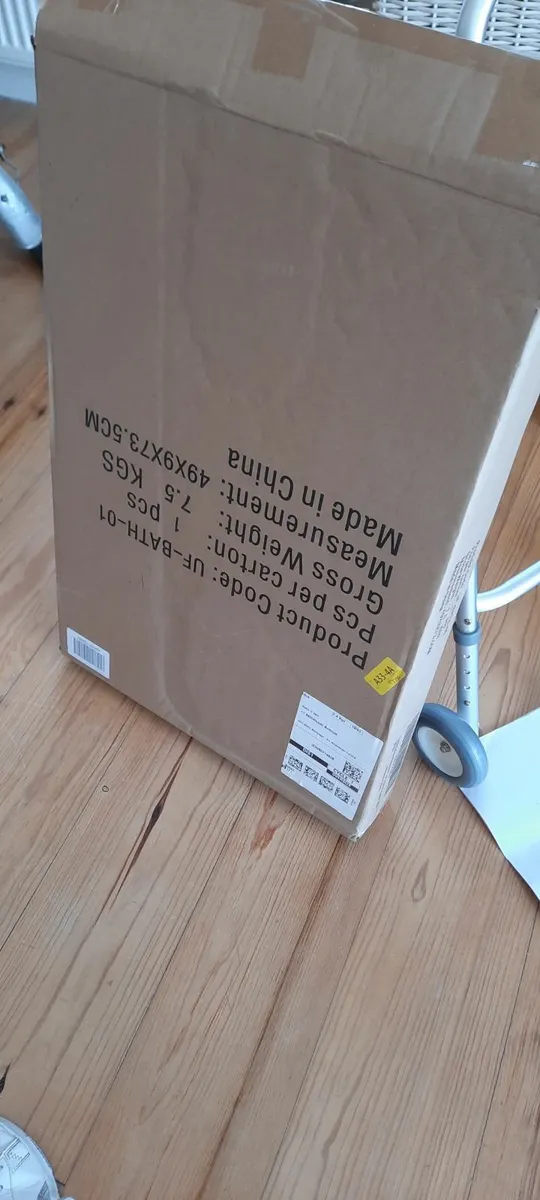Bathroom mirror cabinet- new in original packaging - Image 3
