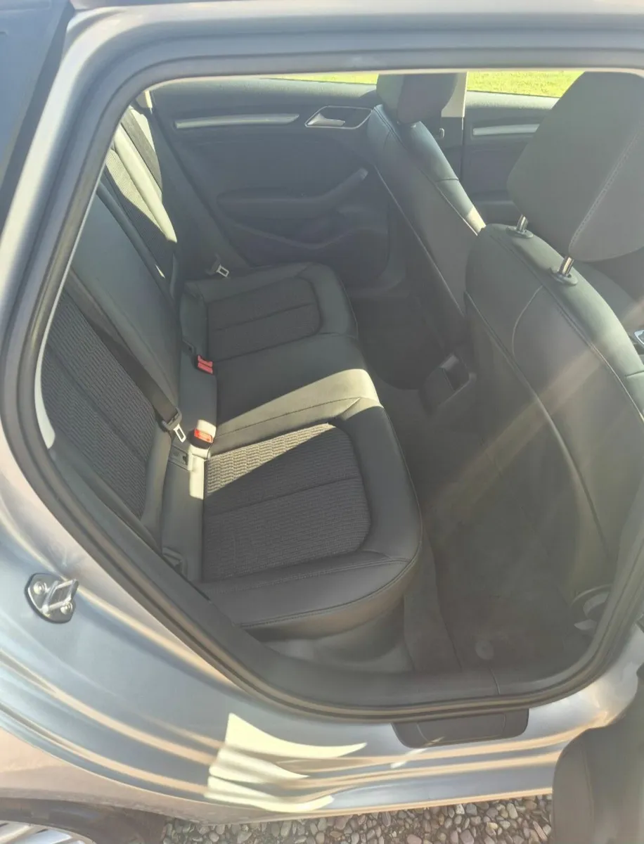 Audi A3 2015 - Image 4