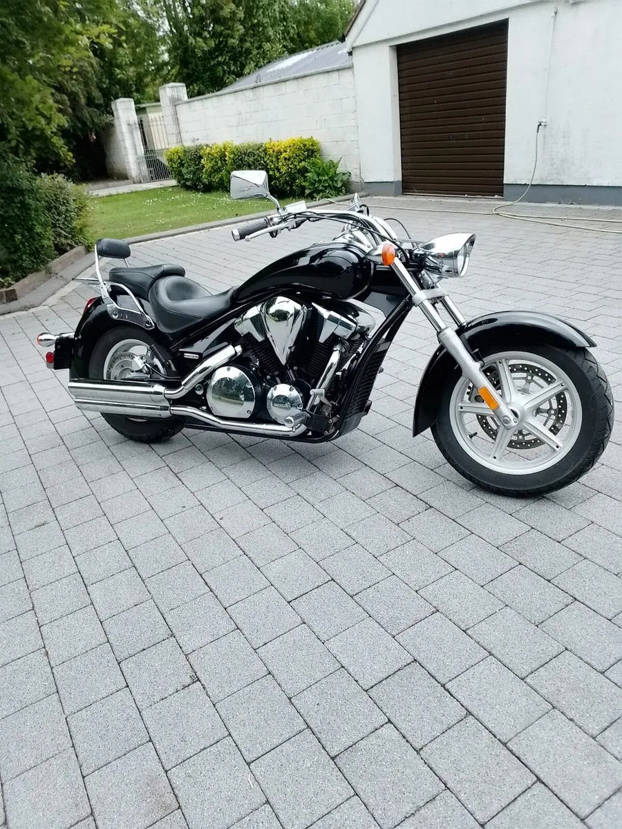 Honda VT 1300 RA Stateline - Image 3