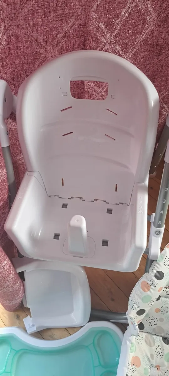 Baby feeding Highchair - Image 2