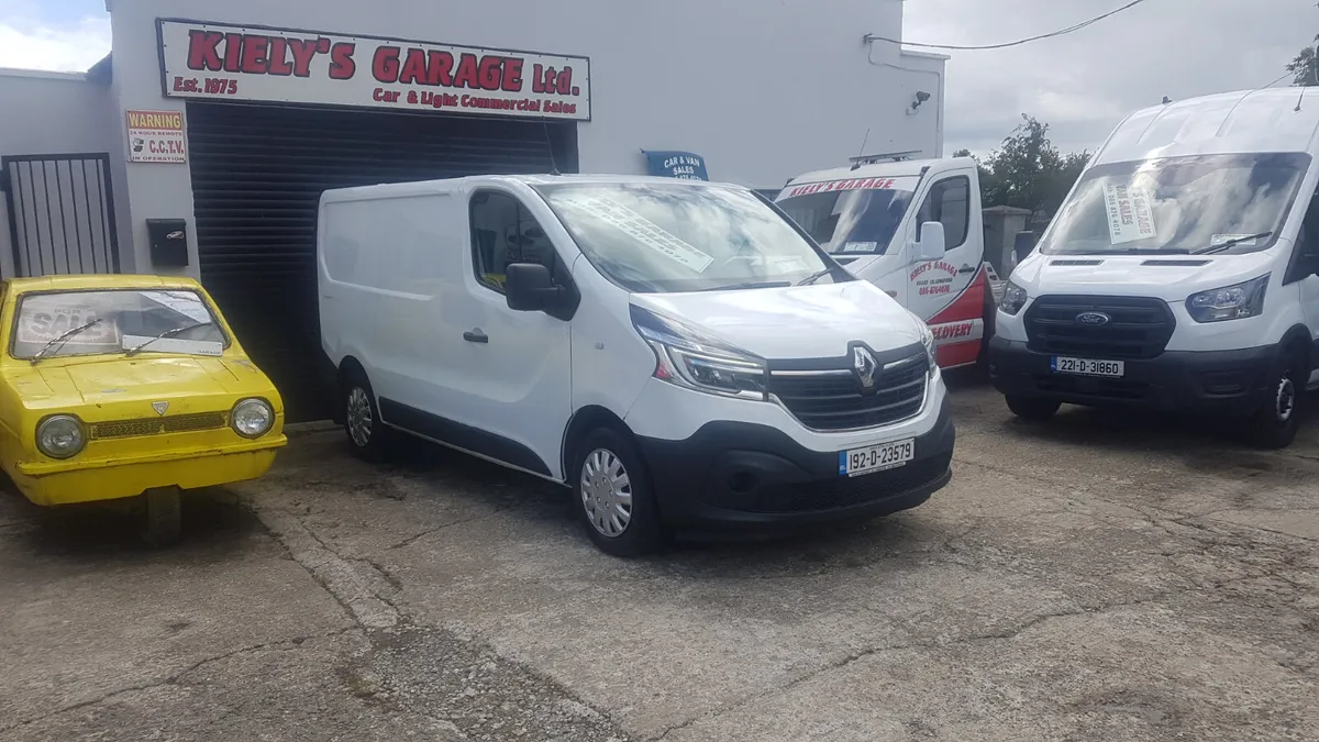 Renault Trafic 192D NEW MODEL 2.0LT 104KM VAT INVO - Image 1