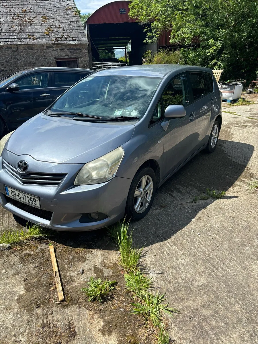 Toyota verso (2009) - Image 3