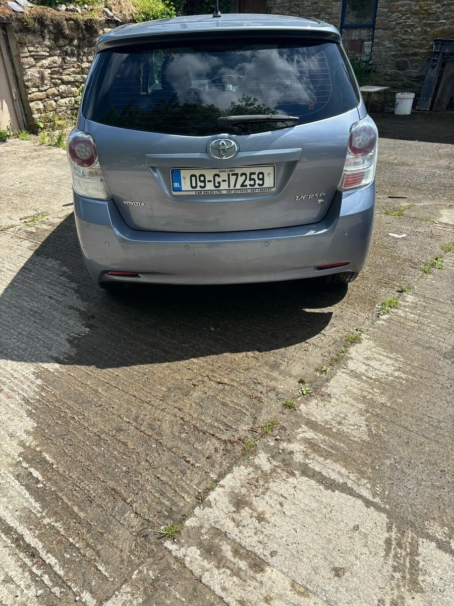 Toyota verso (2009) - Image 4