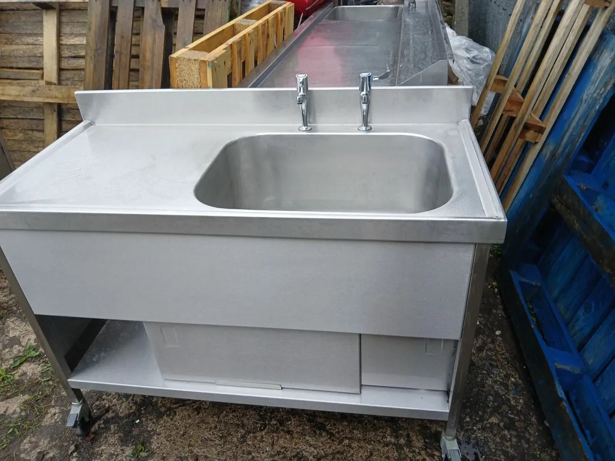 Stainless steel cabbinet sink unit delivered - Image 4