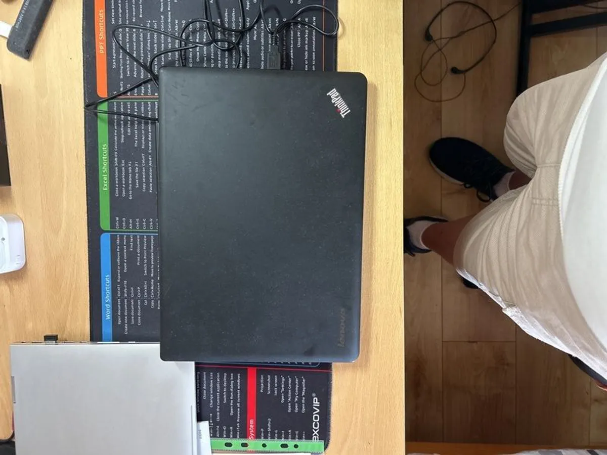 Lenovo ThinkPad Laptop - Image 2