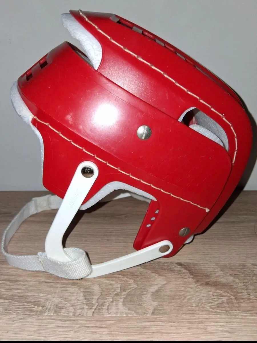 red oldstyle rollet cooper hurling - Image 2