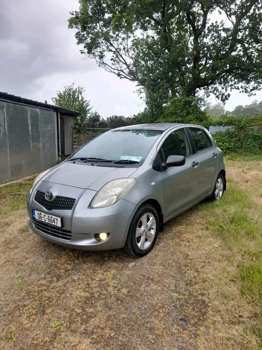 06 Toyota yaris 1litre - Image 1