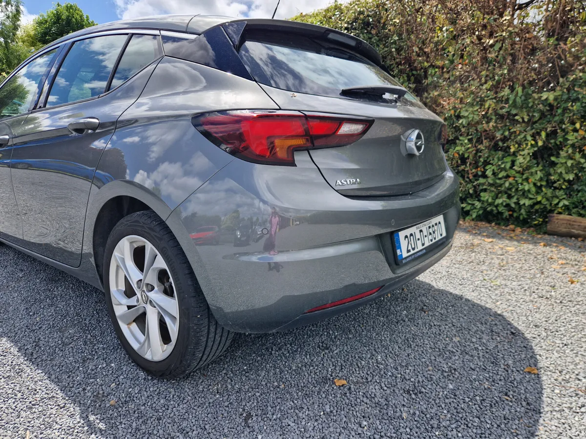Opel Astra SRI 1.2 TURBO 2020 - Image 3