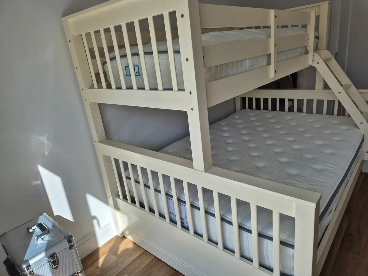 Bunk beds - Image 3