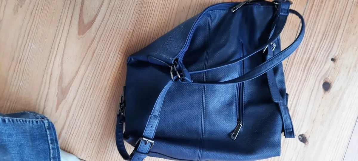 Ladies bag- New- navy - Image 3
