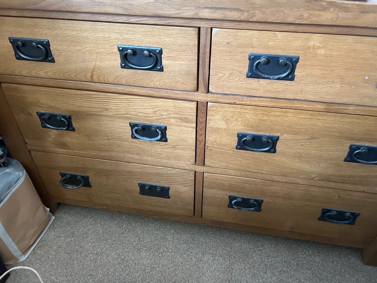 Chest of drawers - Image 1