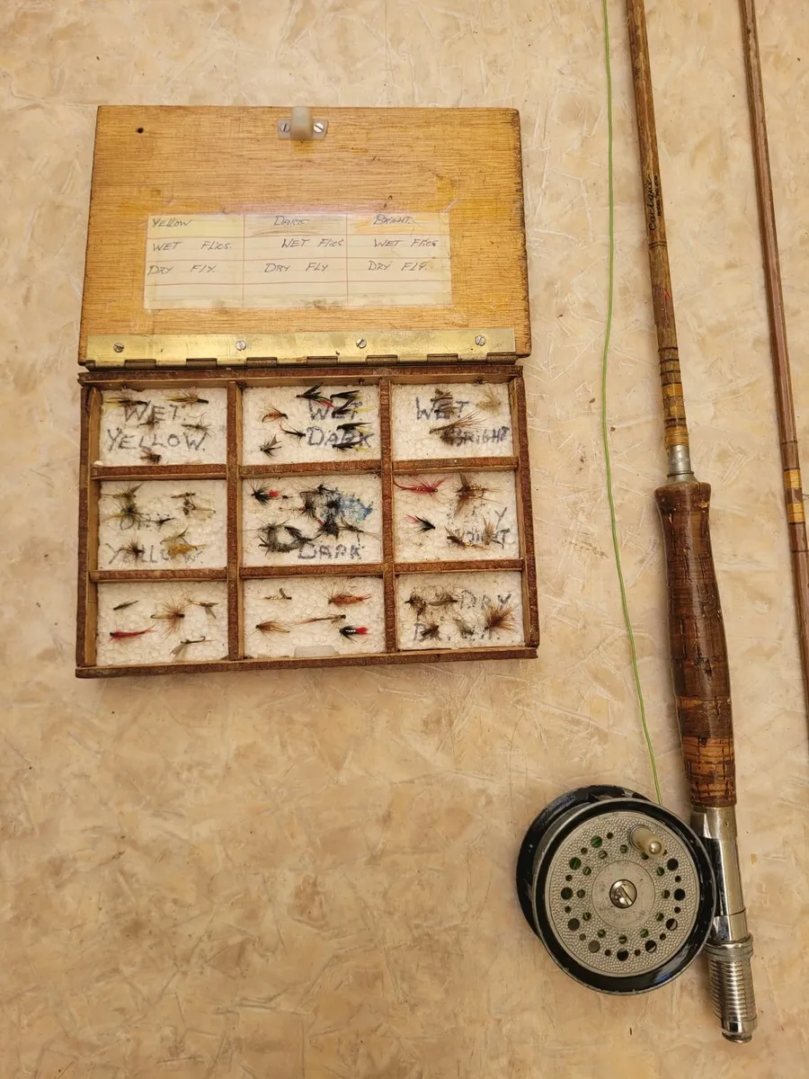 Cacique 206 Japaneese 1950 Bamboo Fly rod &  Flies - Image 1