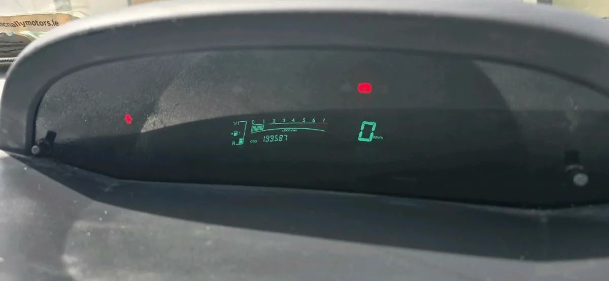 Toyota yaris - Image 1
