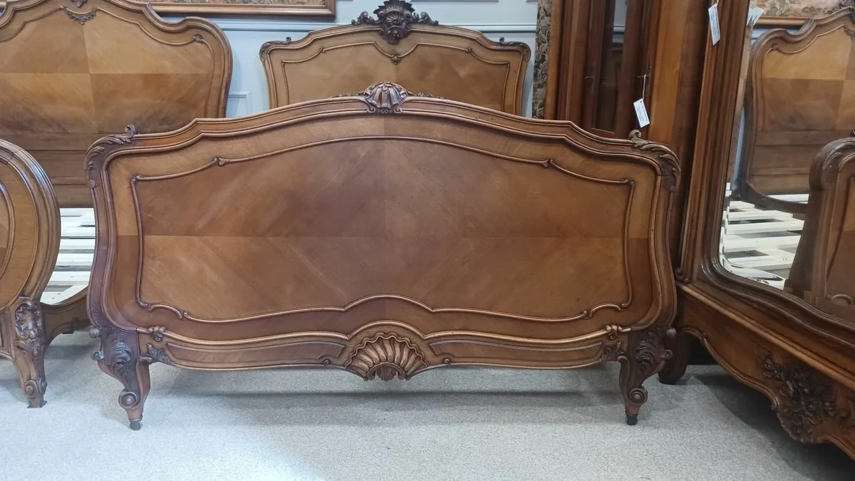 Signature king size bed Louis XV - Image 3