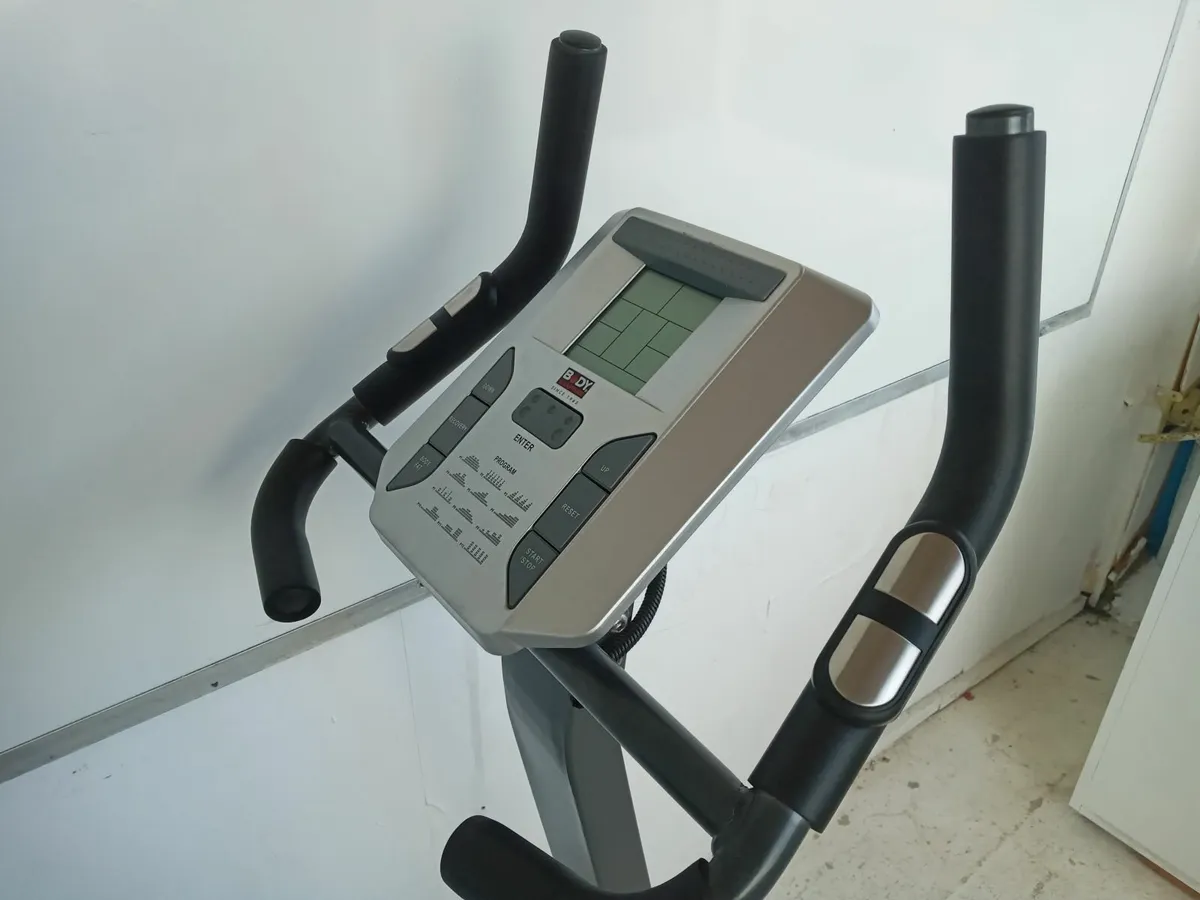 Delivery - Exercise Bike Body Sculpture BC-6720G - Image 2