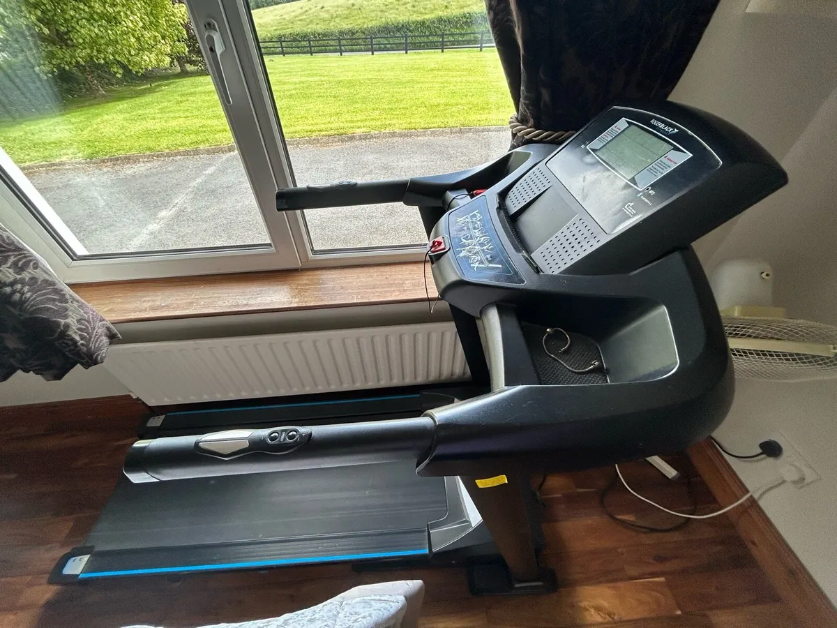 Treadmill - Image 2