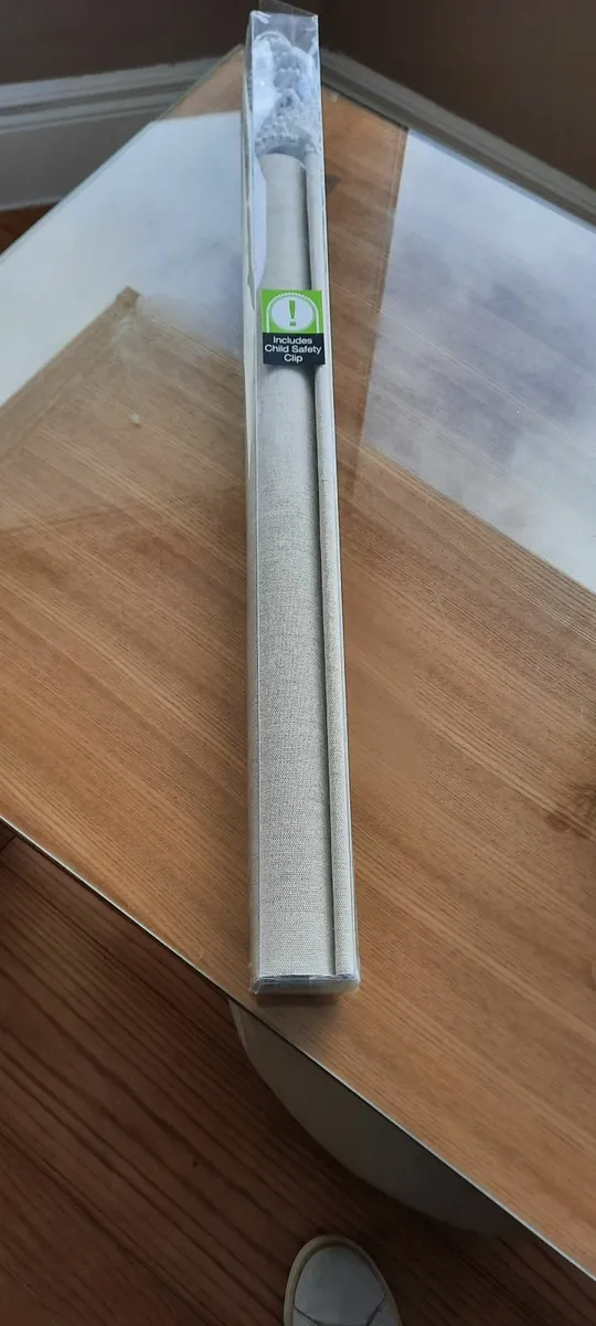 New window Blind- cream colour- - Image 1