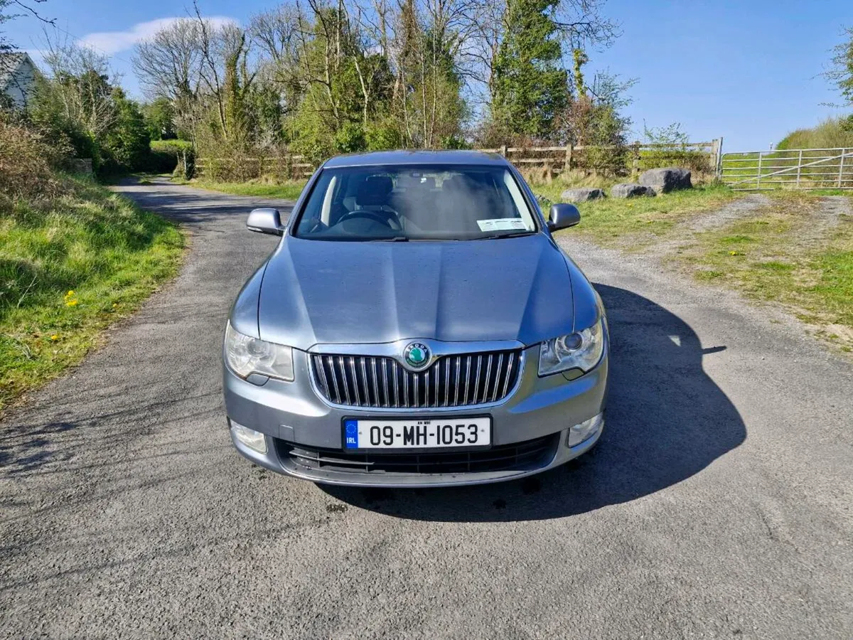 Skoda superb - Image 2