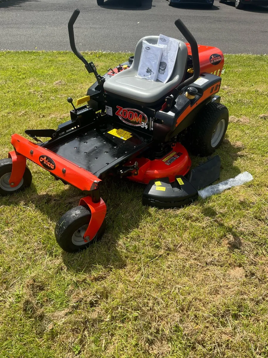 Ariens zoom 34 commercial grade zero turn law - Image 2