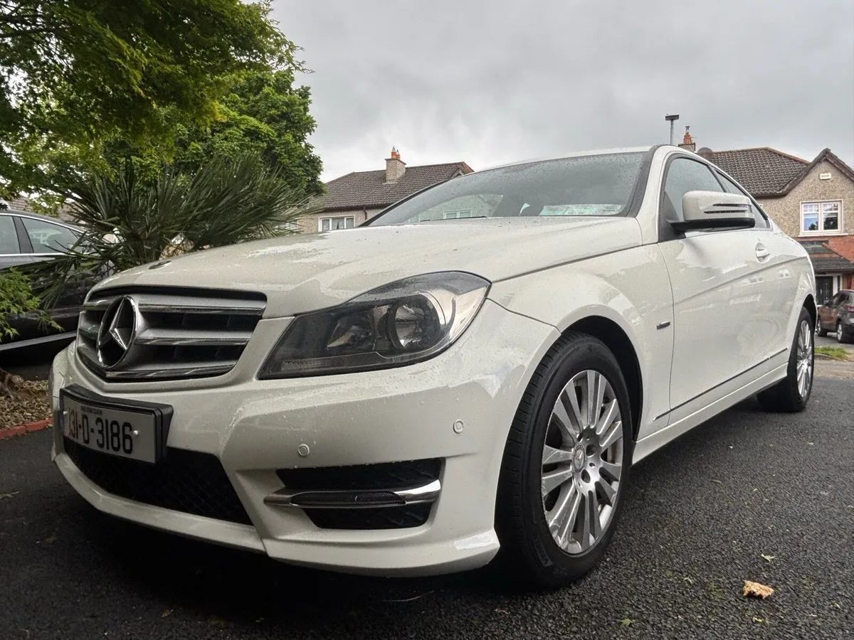 Mercedes C220 AMG COUPE Automatic •ONLY 73815 klms - Image 4