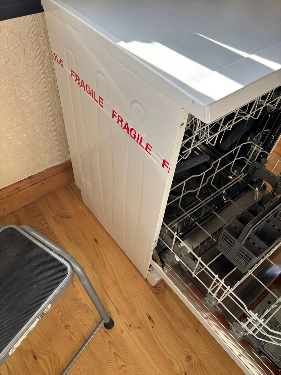 Large Dishwasher - Image 3