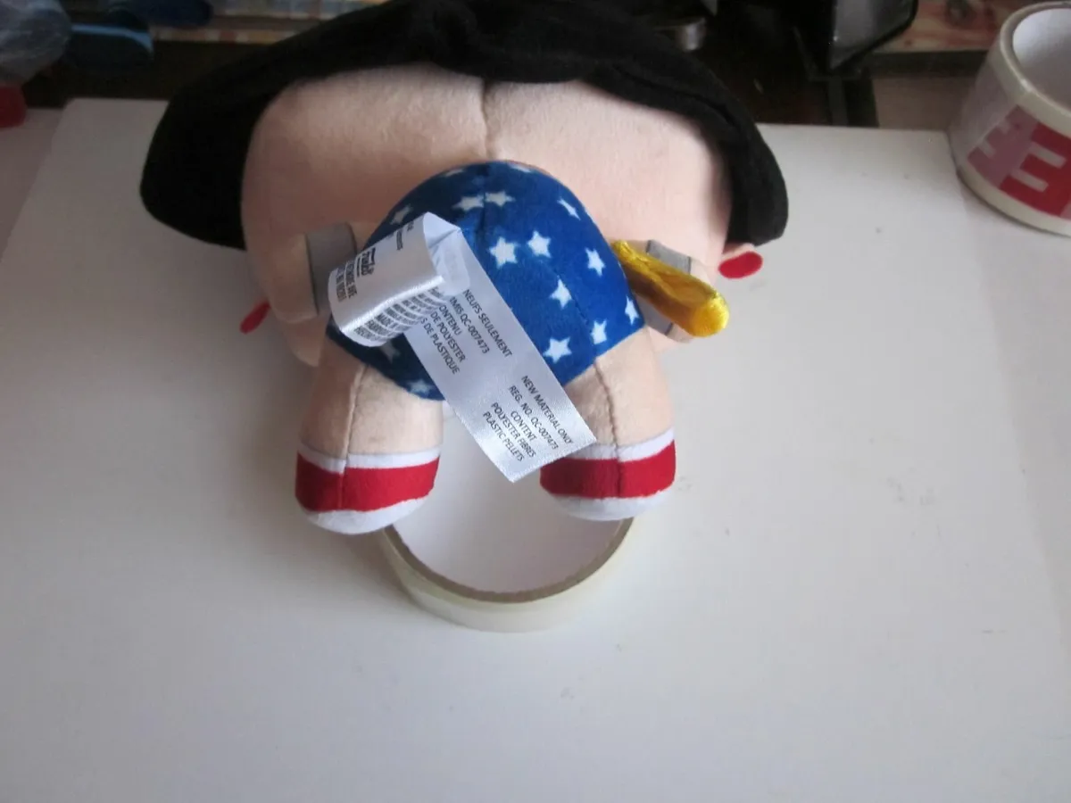 Funko Pop! Plush: Wonder Woman 80th - Classic - Image 3