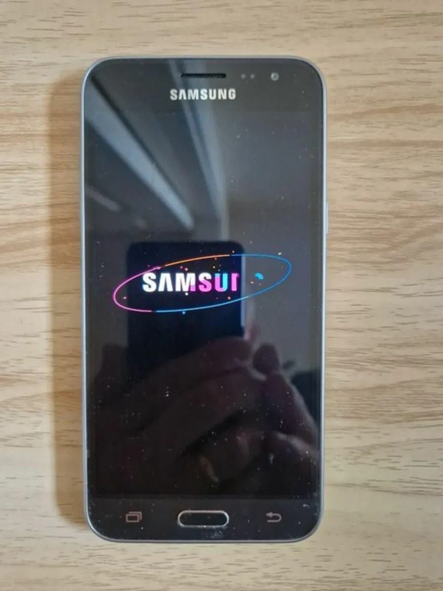 Samsung Galaxy J3 (2016) Model: SM-J320FN, 8GB, - Image 1