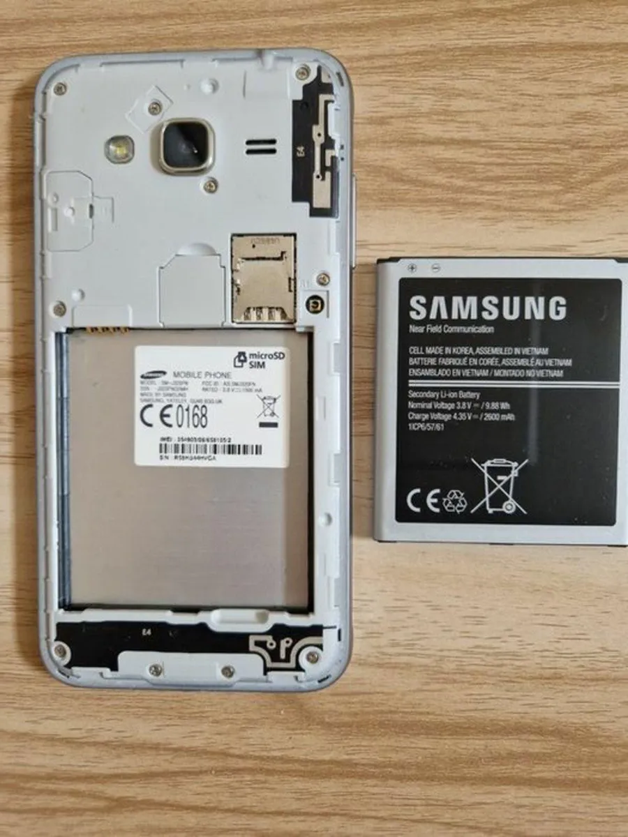 Samsung Galaxy J3 (2016) Model: SM-J320FN, 8GB, - Image 2