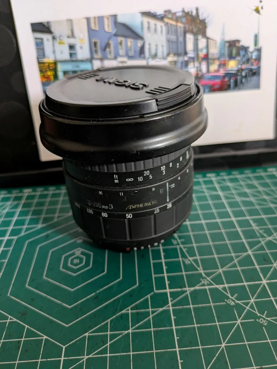 Sigma 28-200 3.8-5.6 UC autofocus lens  Nikon F - Image 4