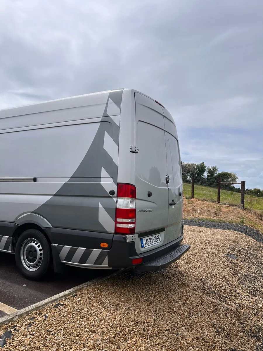 Mercedes Sprinter - Image 3