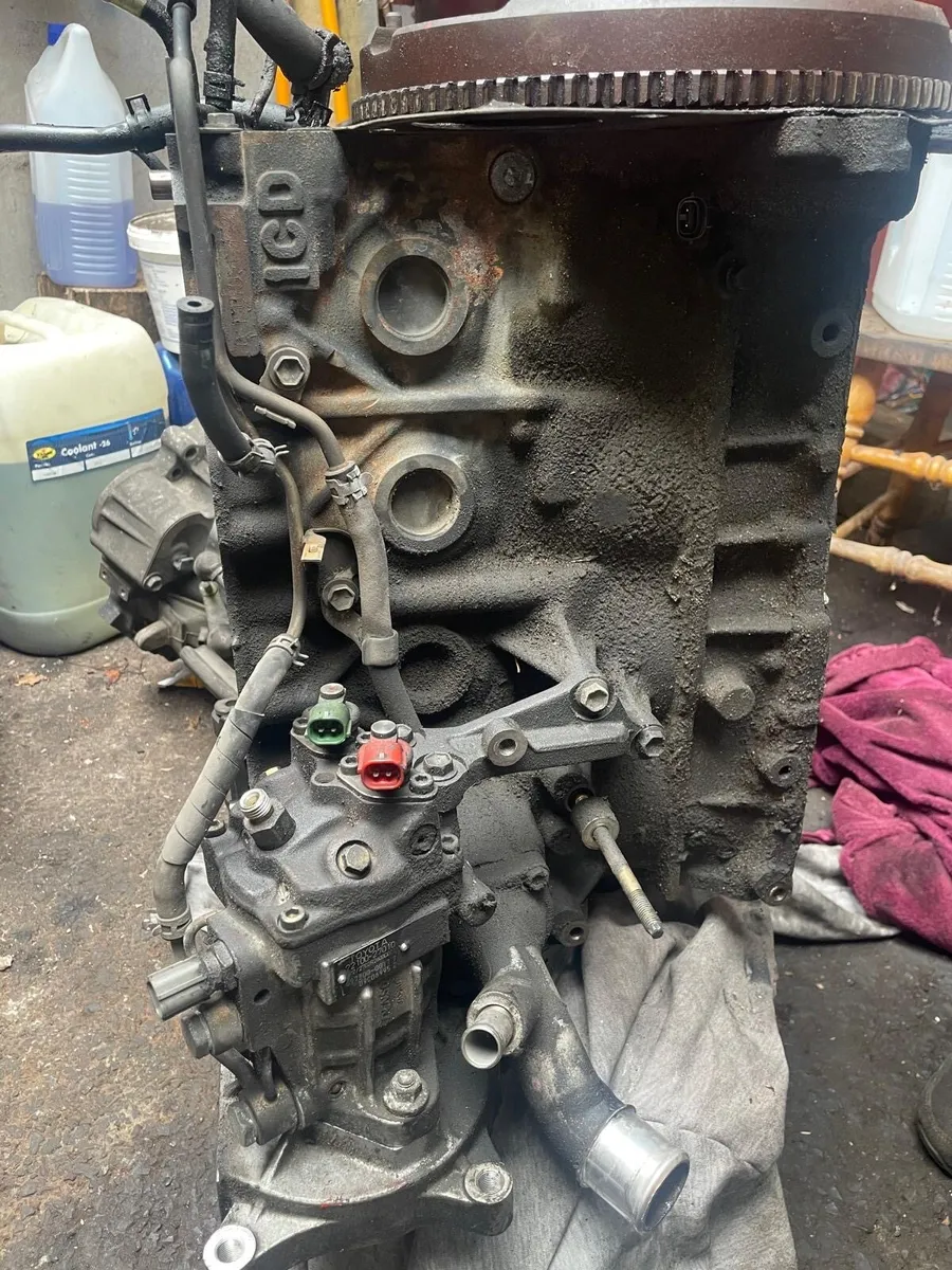 Car - Image 2
