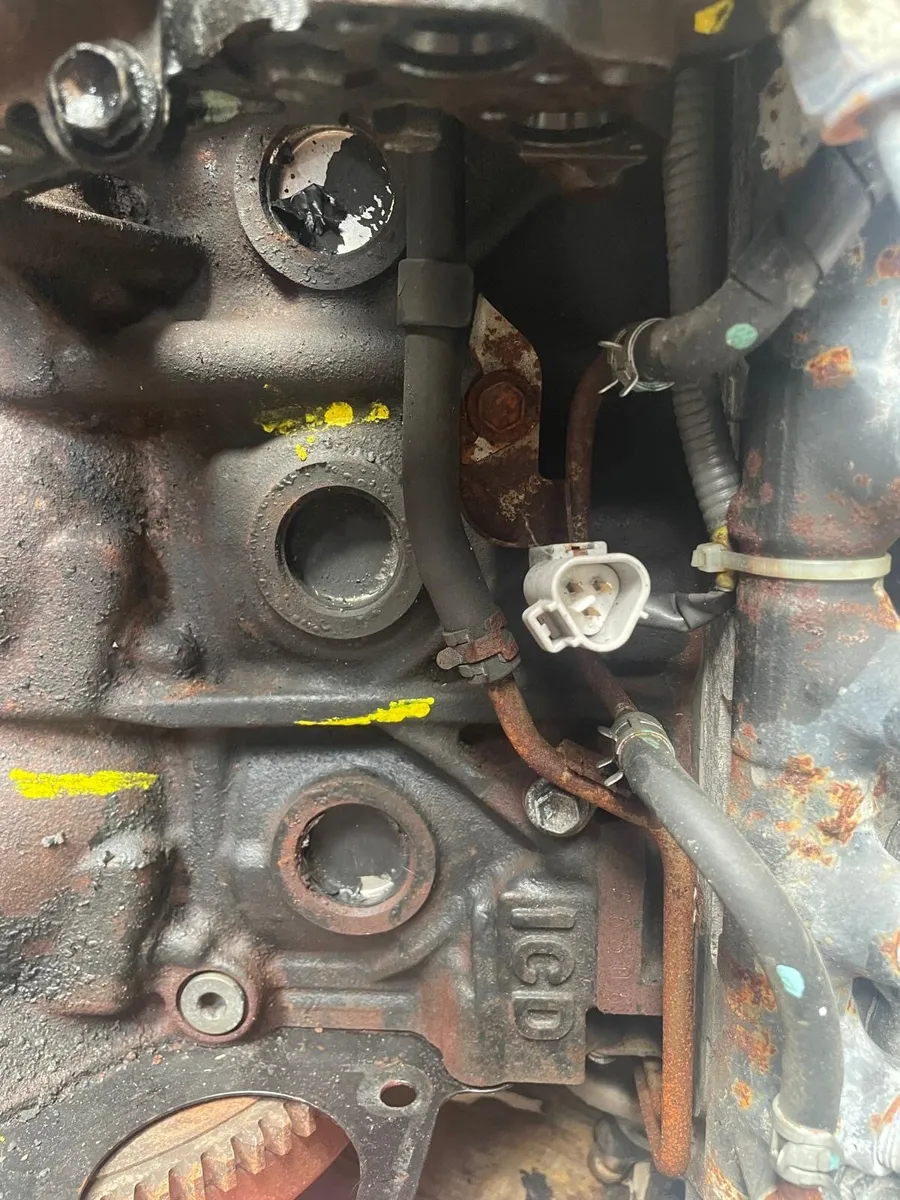 Car - Image 4