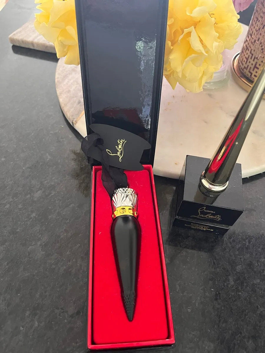 Christian Louboutin Rouge Lipstick & Nail Varnish - Image 4