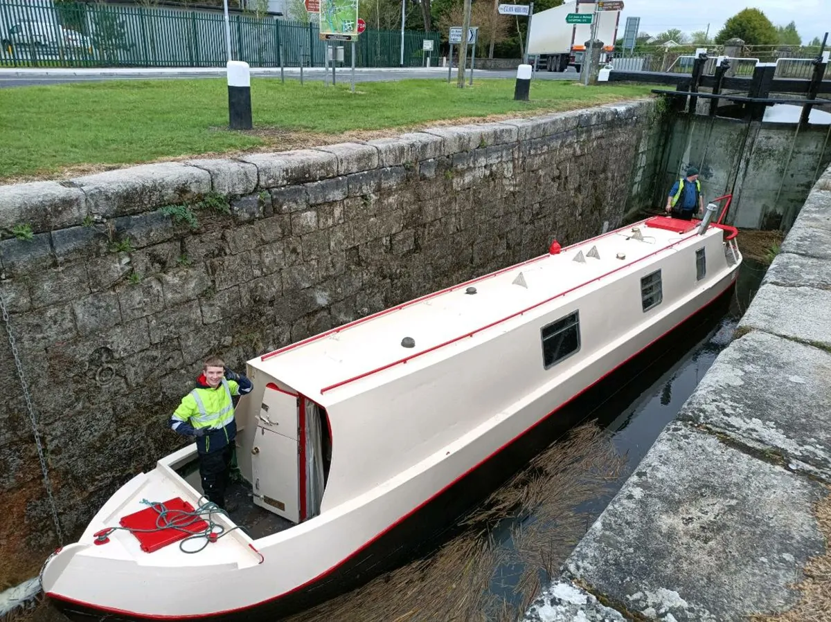 Barge narrow boat - Image 2