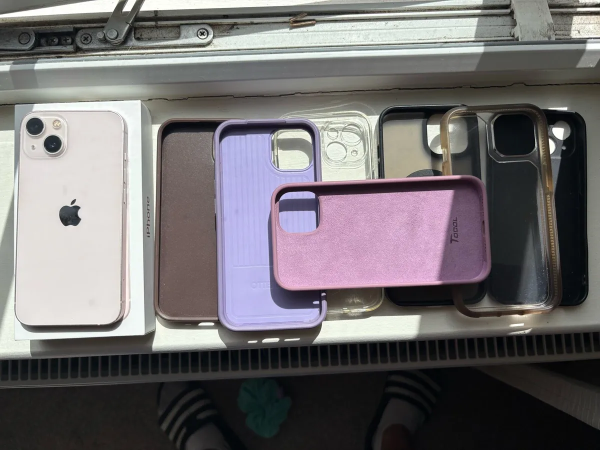iPhone 13 128gb - Image 1
