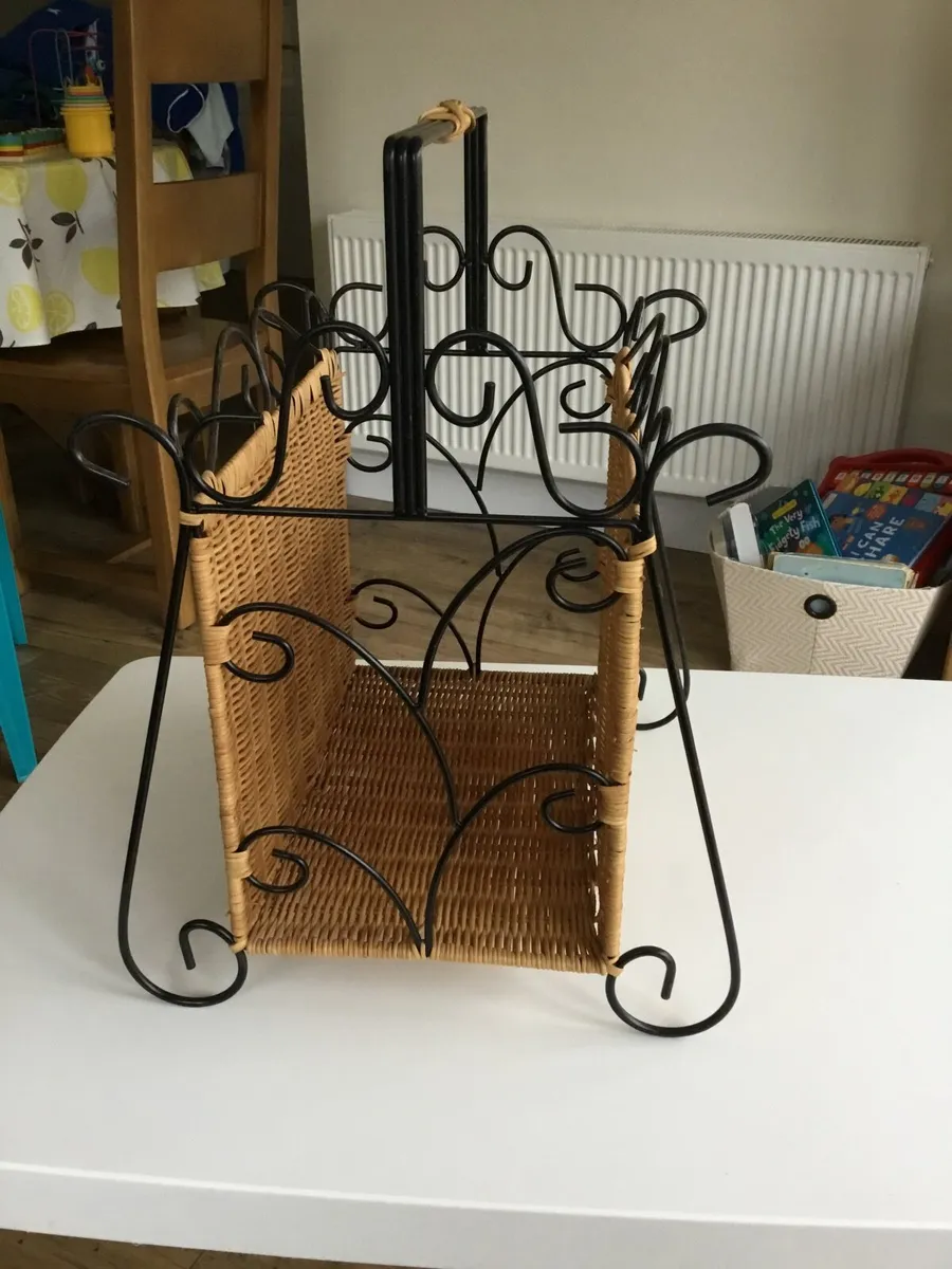Magazine rack - Image 3