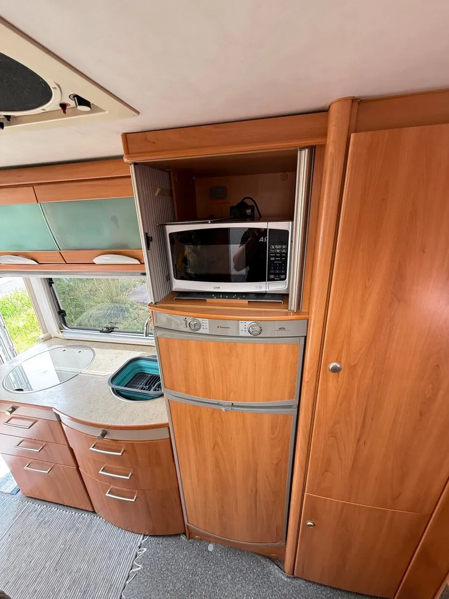 Motorhome - Image 2