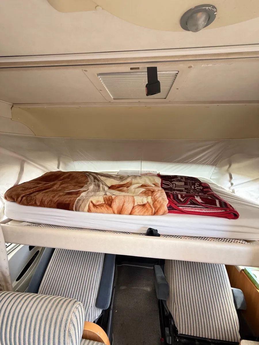Motorhome - Image 3
