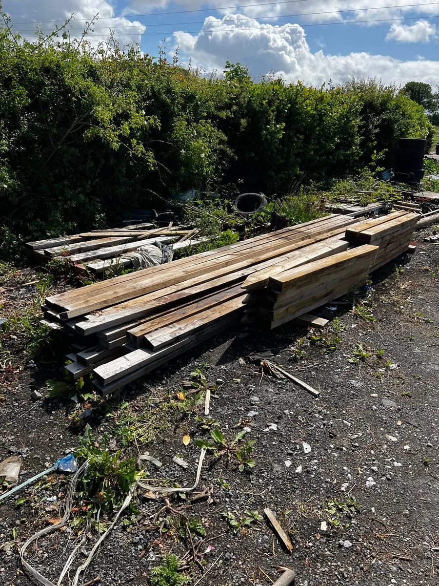 Larch Stud Railing - Image 3