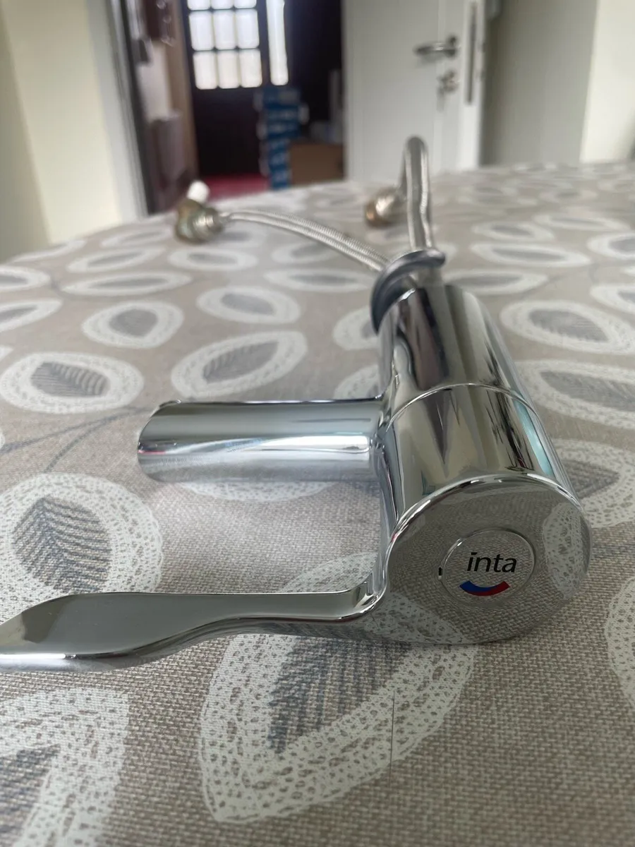 Int’s thermostatic mixer tap - Image 3