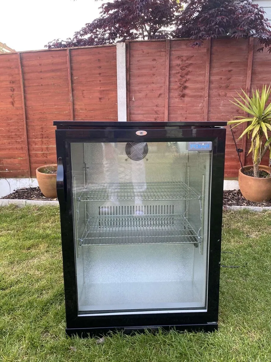 Mini fridge - Image 1